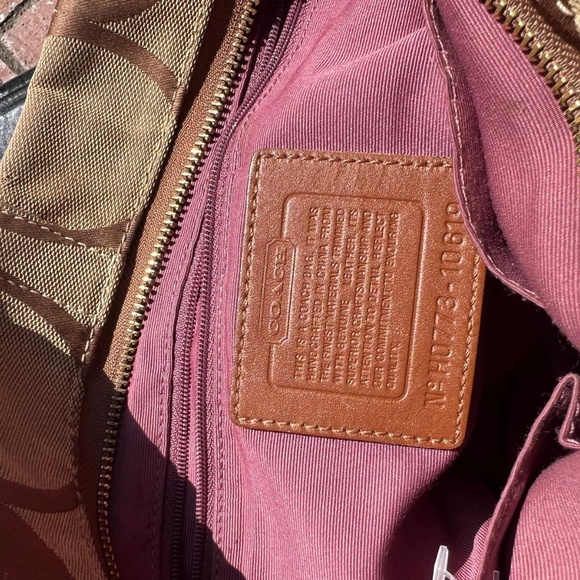 Coach Carly Signature Brown Canvas Tote ✨🍂🤍 - Picture 5 of 7